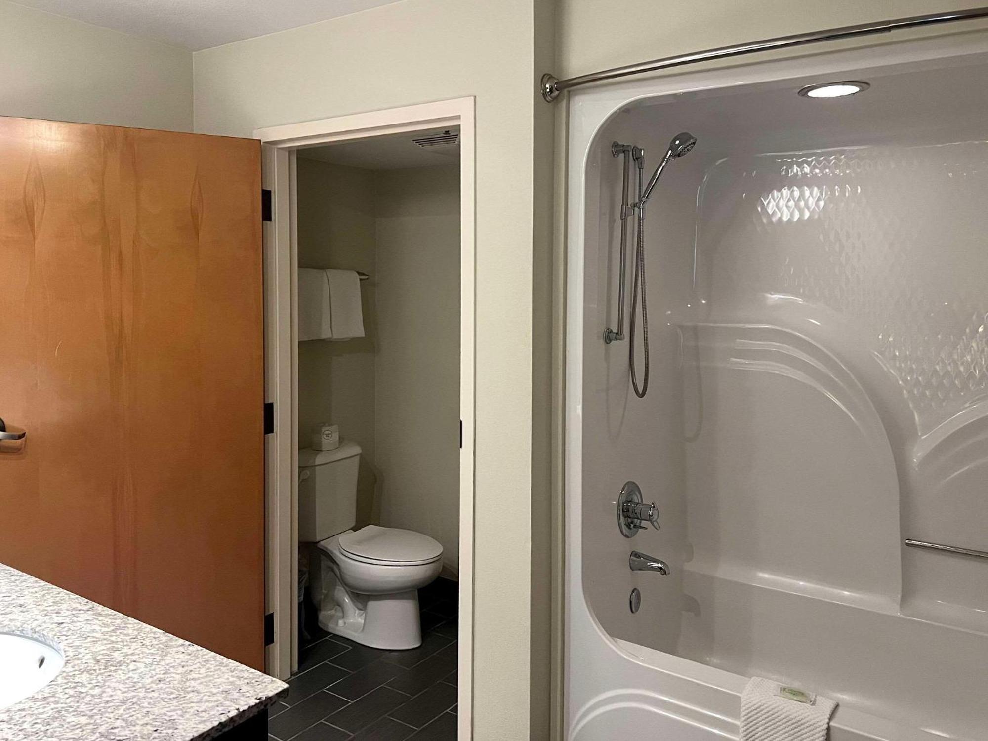 Sleep Inn & Suites Roseburg North Near Medical Center מראה חיצוני תמונה